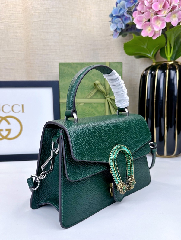 激安グッチバッグコピー背面デザイン